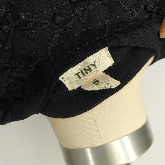 Anthropologie Tiny Paix Split Neck Embroidered Top Size S Navy Blue Long Sleeve - Picture 7 of 8